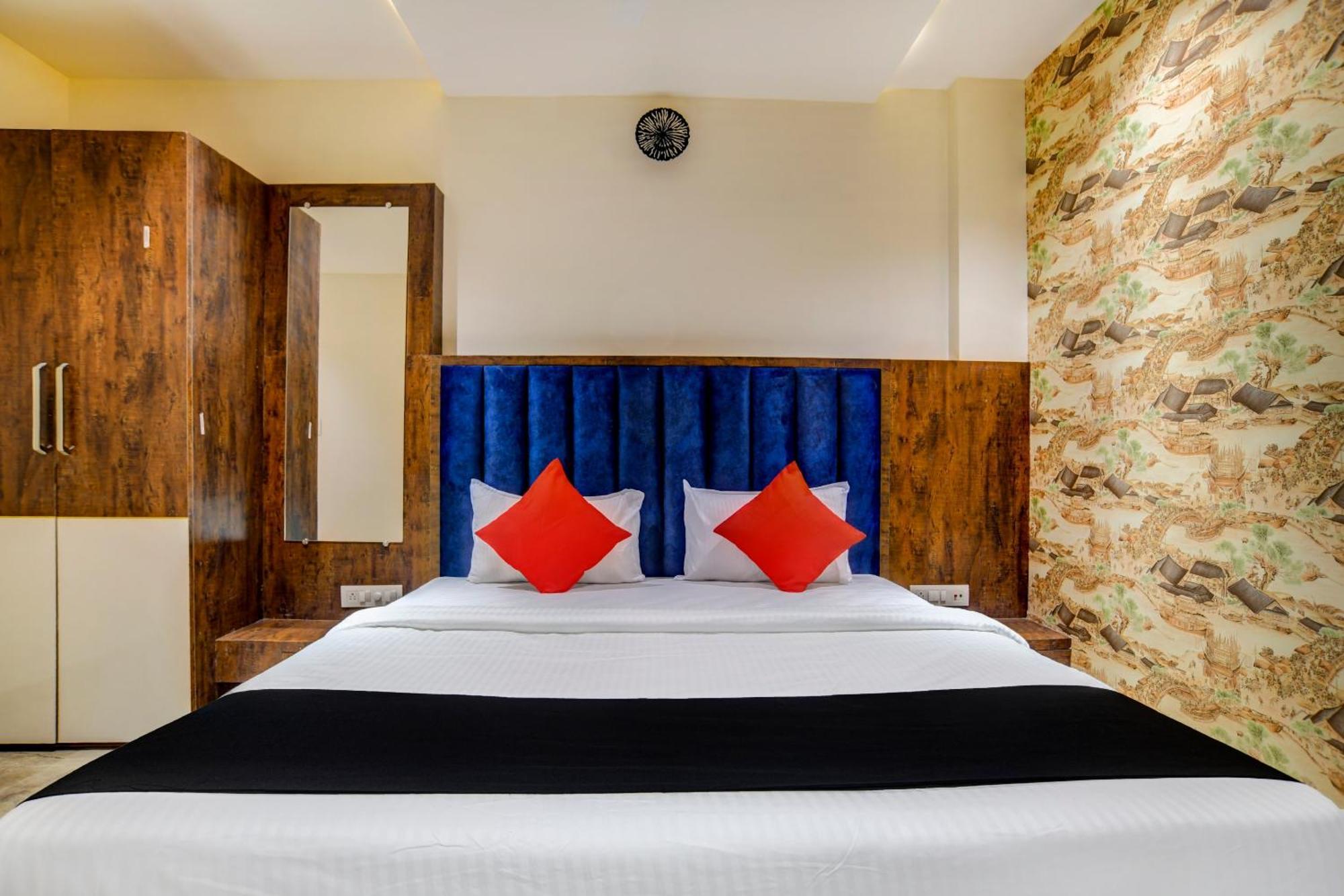 Hotel Capital O Abri Krishna Indore Zewnętrze zdjęcie