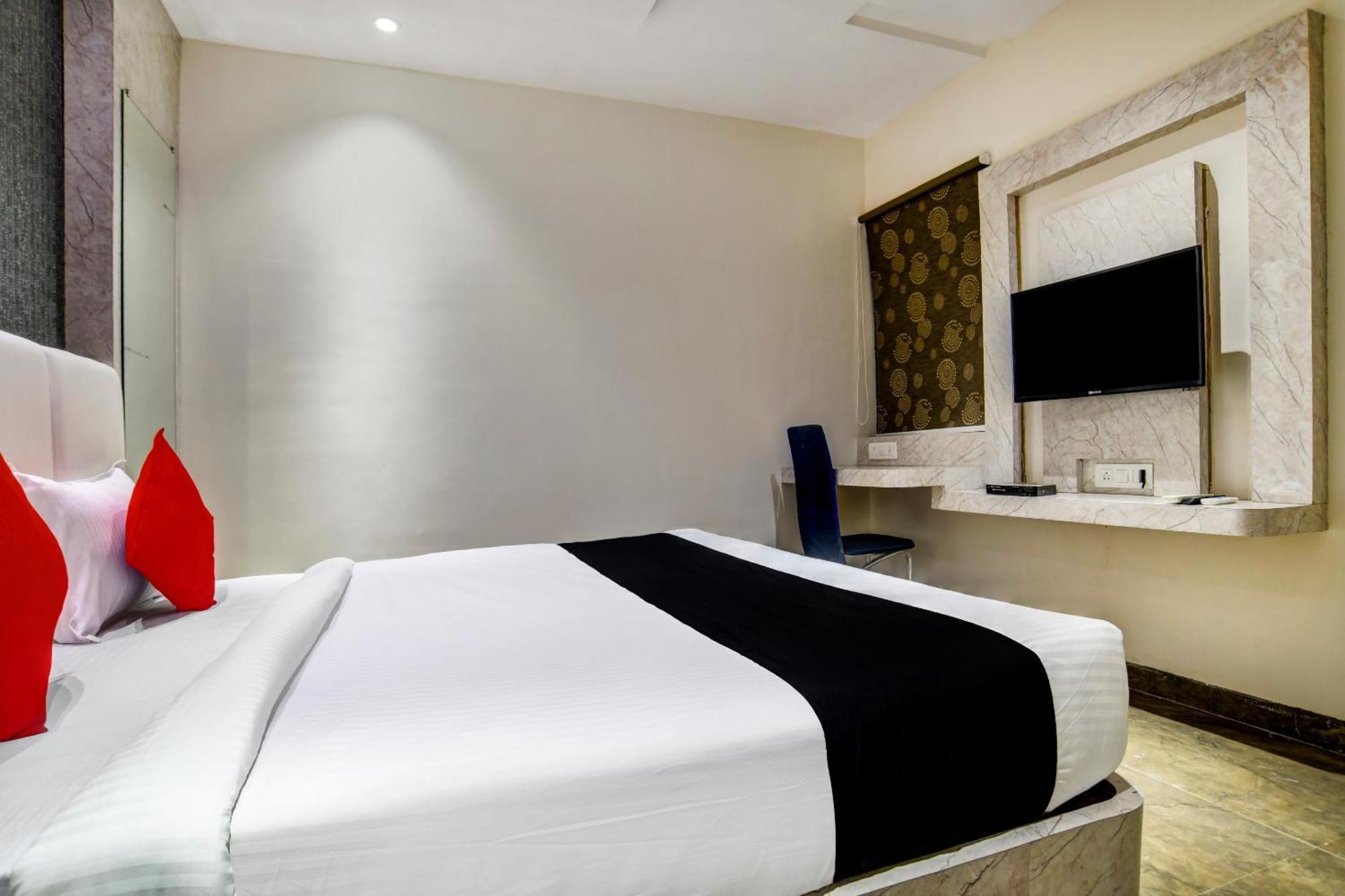 Hotel Capital O Abri Krishna Indore Zewnętrze zdjęcie
